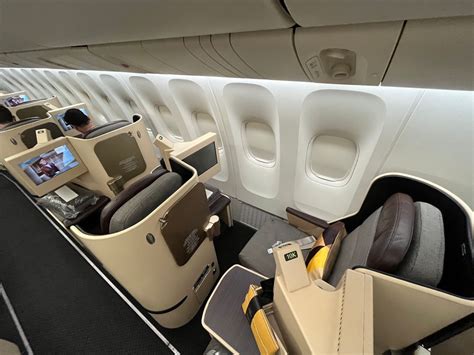 Review: Etihad Boeing 777 business class: Abu Dhabi .